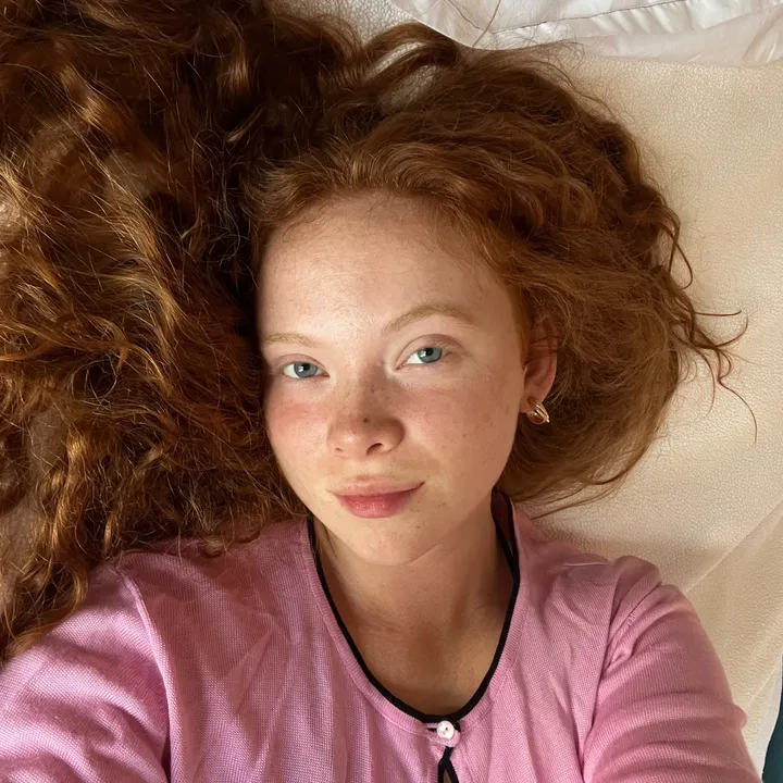 theredheadoll