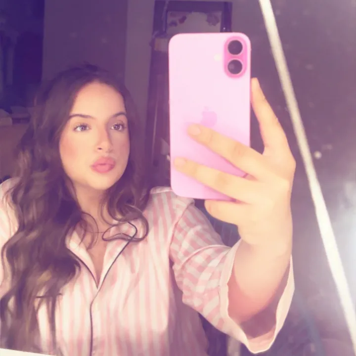 camila_.c8