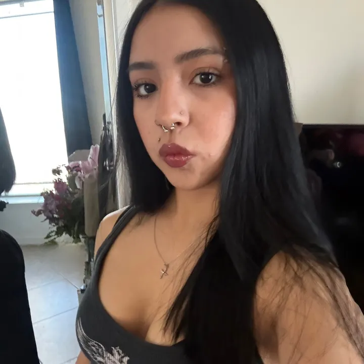 @lesliem4rtinez