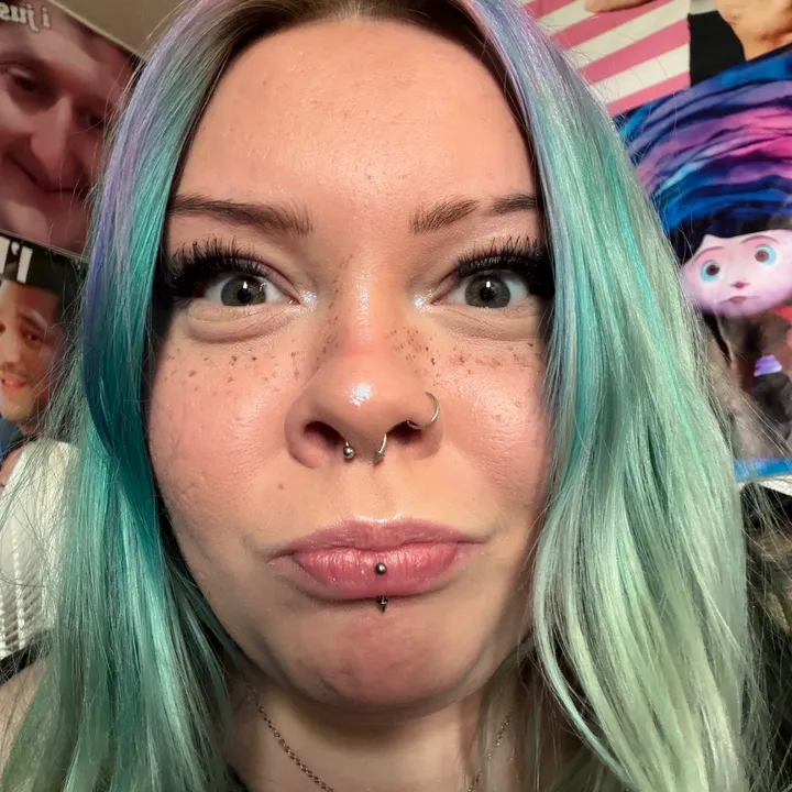 @meganluv777