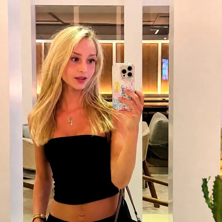 jacqueline.elsaa