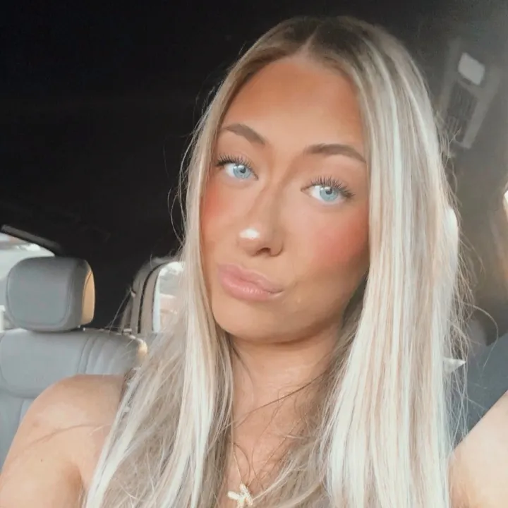 anothertallblondee
