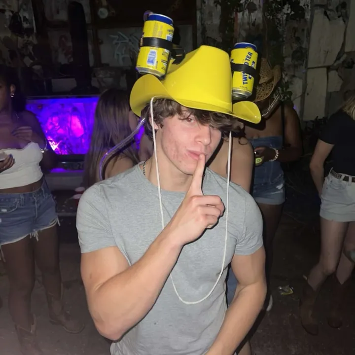 jackedhiddencowboy