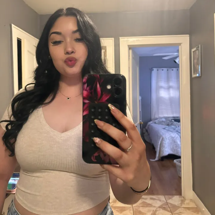 @gabyy_villarreal