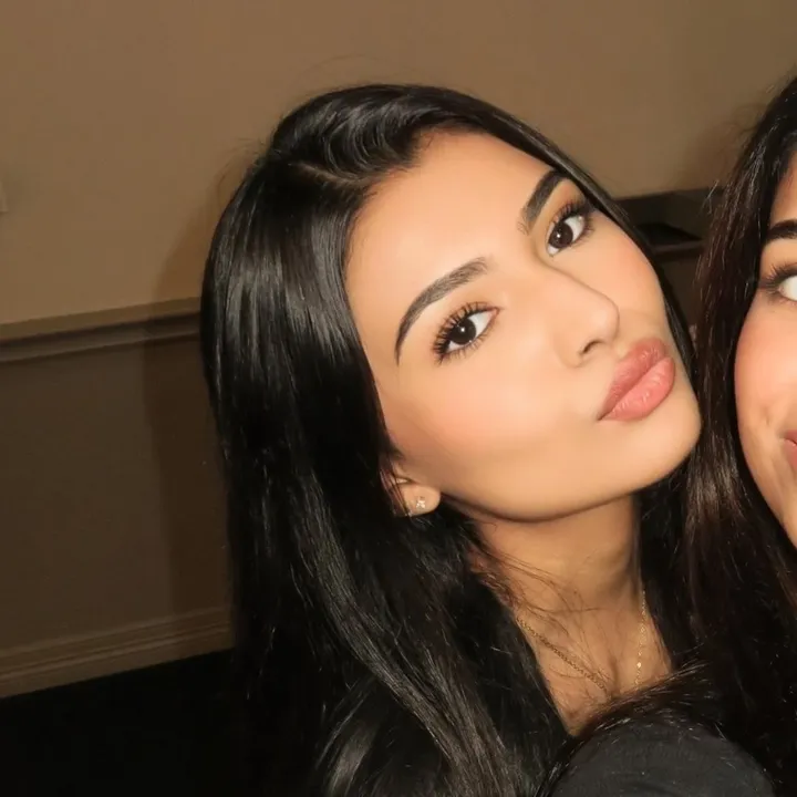 ayshakhann_