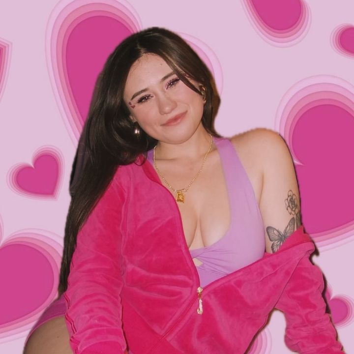 carlyshesfamous