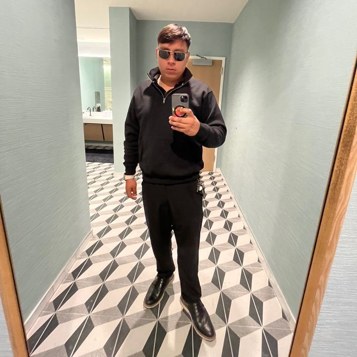 @compazuri