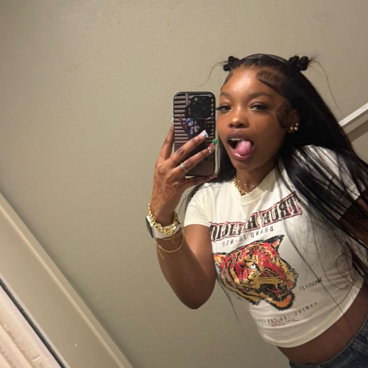 knicolethed0ll