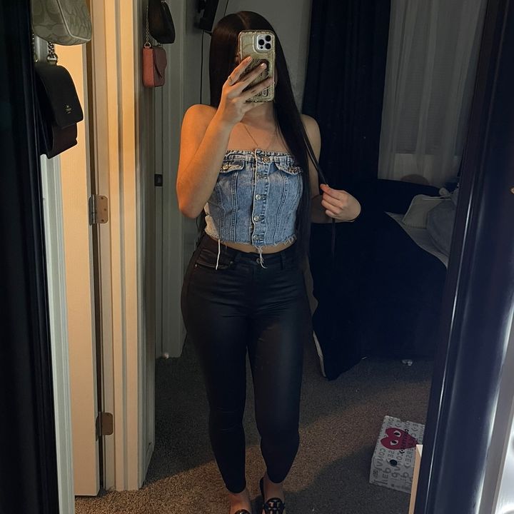 _.10023