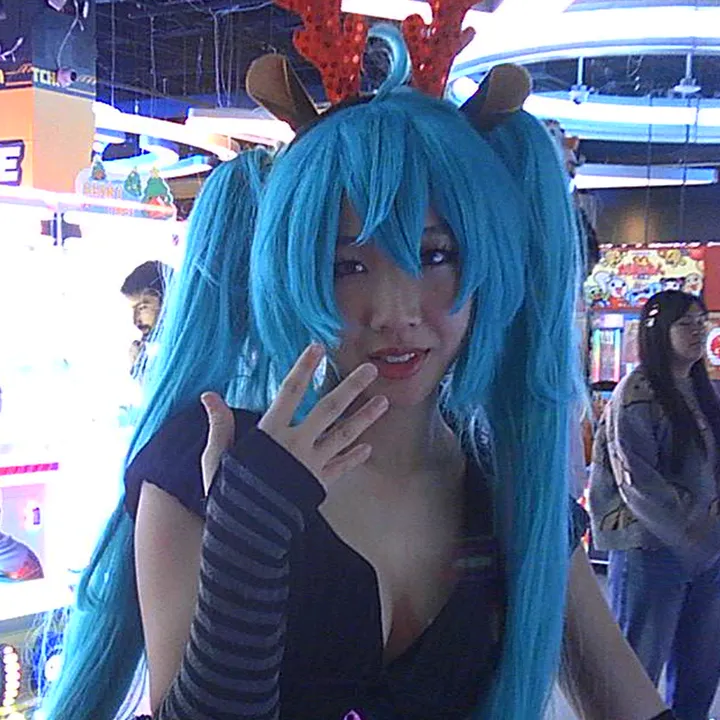 voiid.cosplay