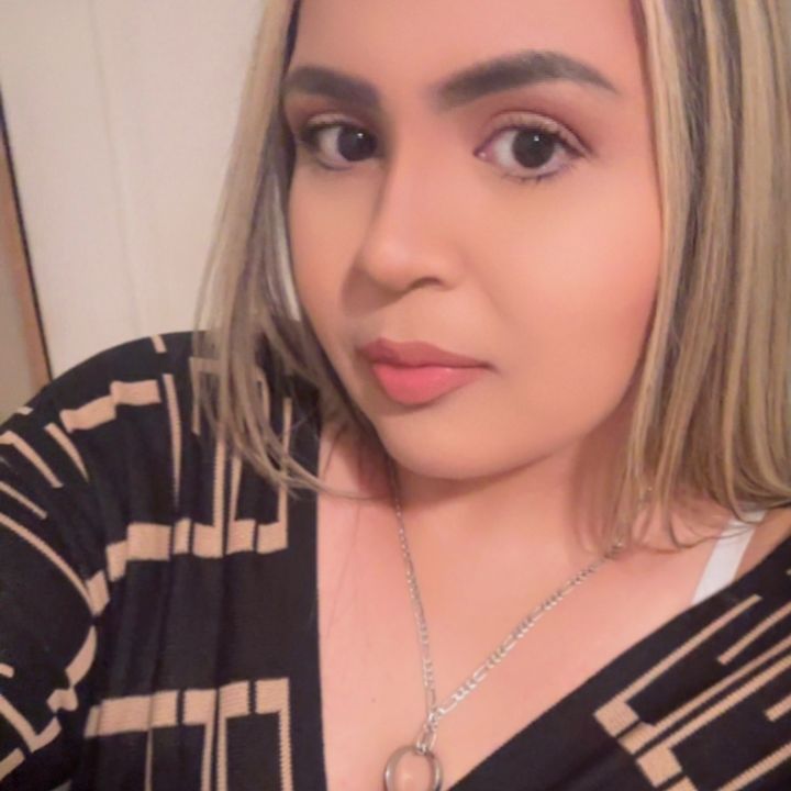 liz_19939023