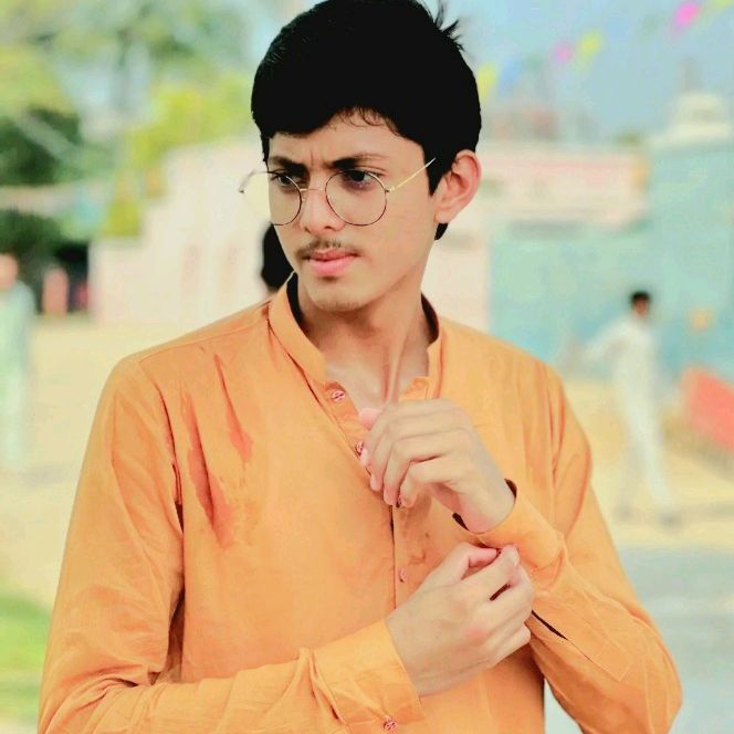 muaazhafeez2