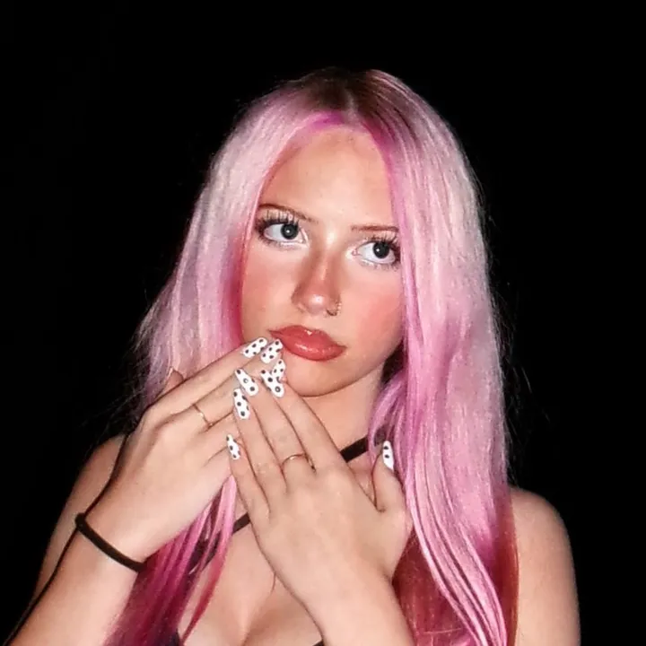 @ainsleyrt
