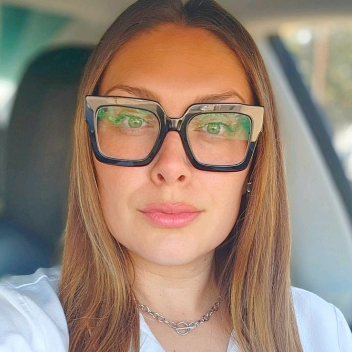 candyqueenbeebaker