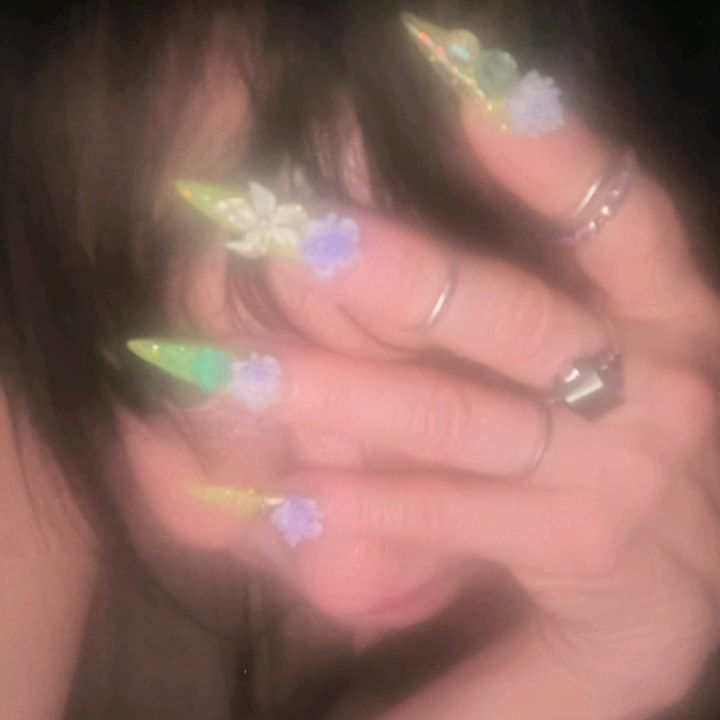 thedollhausenails