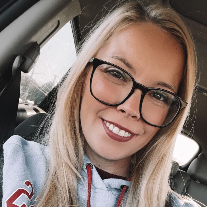 @alexisdaniellevow