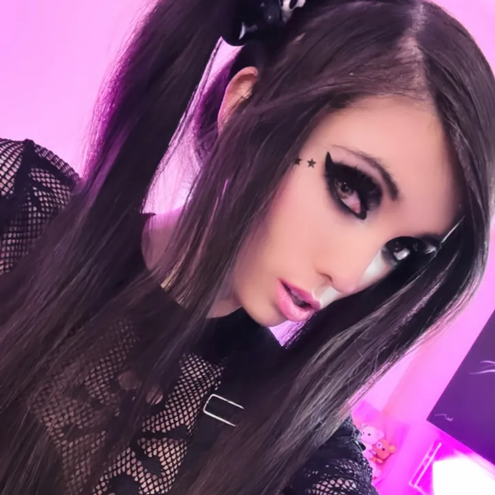 eugeniaxo