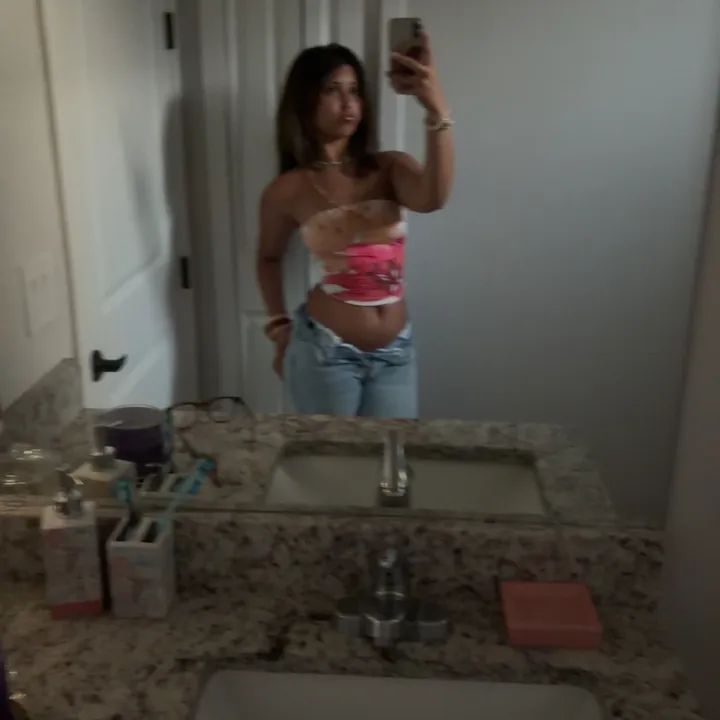 alexandra.isbel_