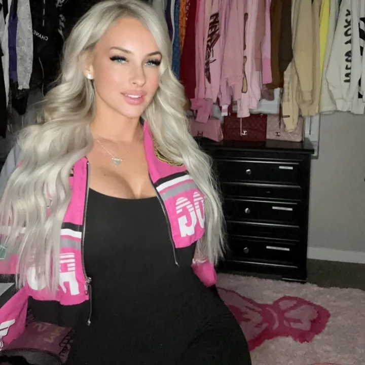 @kristin_dibiase