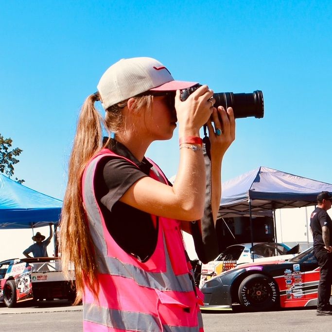 adventure.media.naake