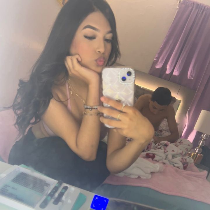 khloee214