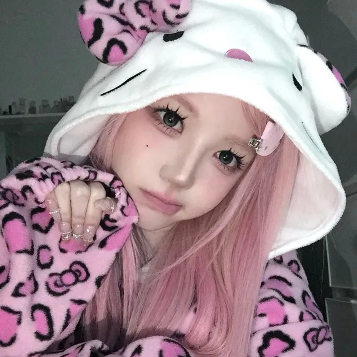 coolwithashe.hate