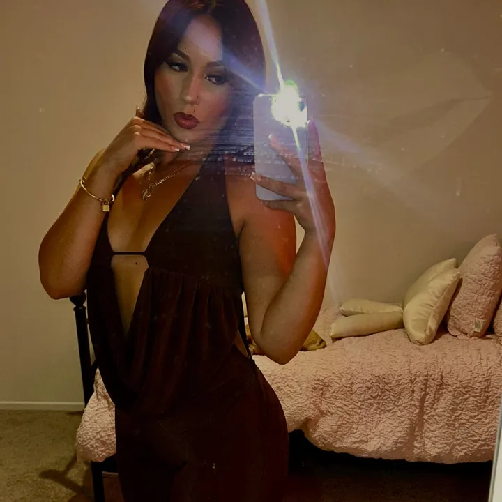 @megannzxo