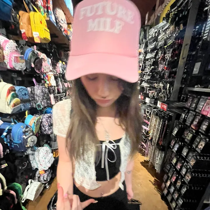 emmi_gibson