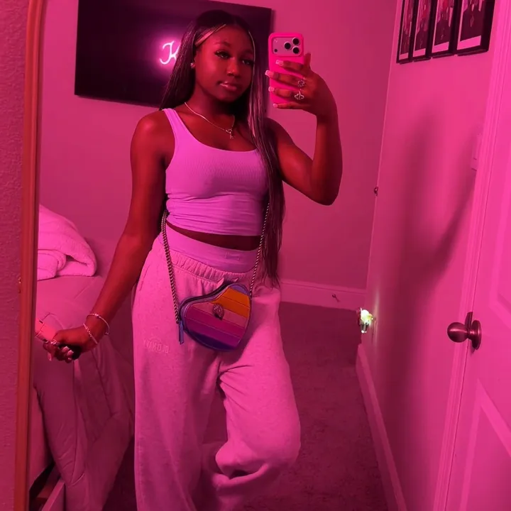 @itskarissaeve_
