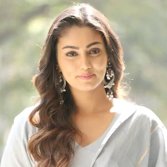 sanamakbul00