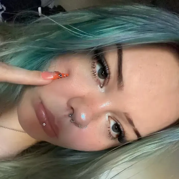 @meganluv777